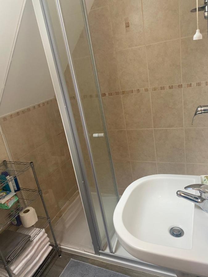 The Willows Lovely Double Apartment Rostrevor Exteriör bild
